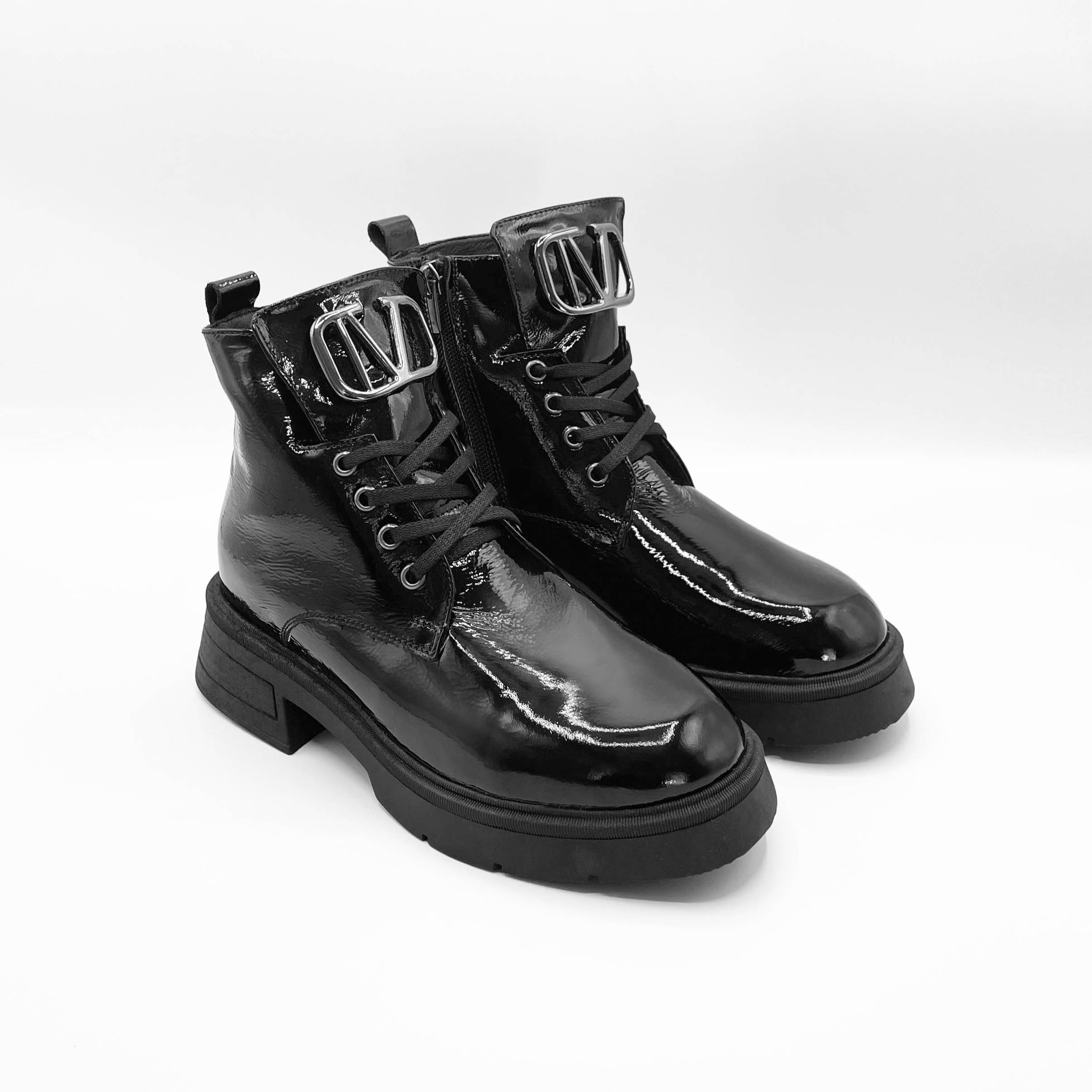 Ghete de damă din piele naturală lacuita | 730 Culoare negru lac