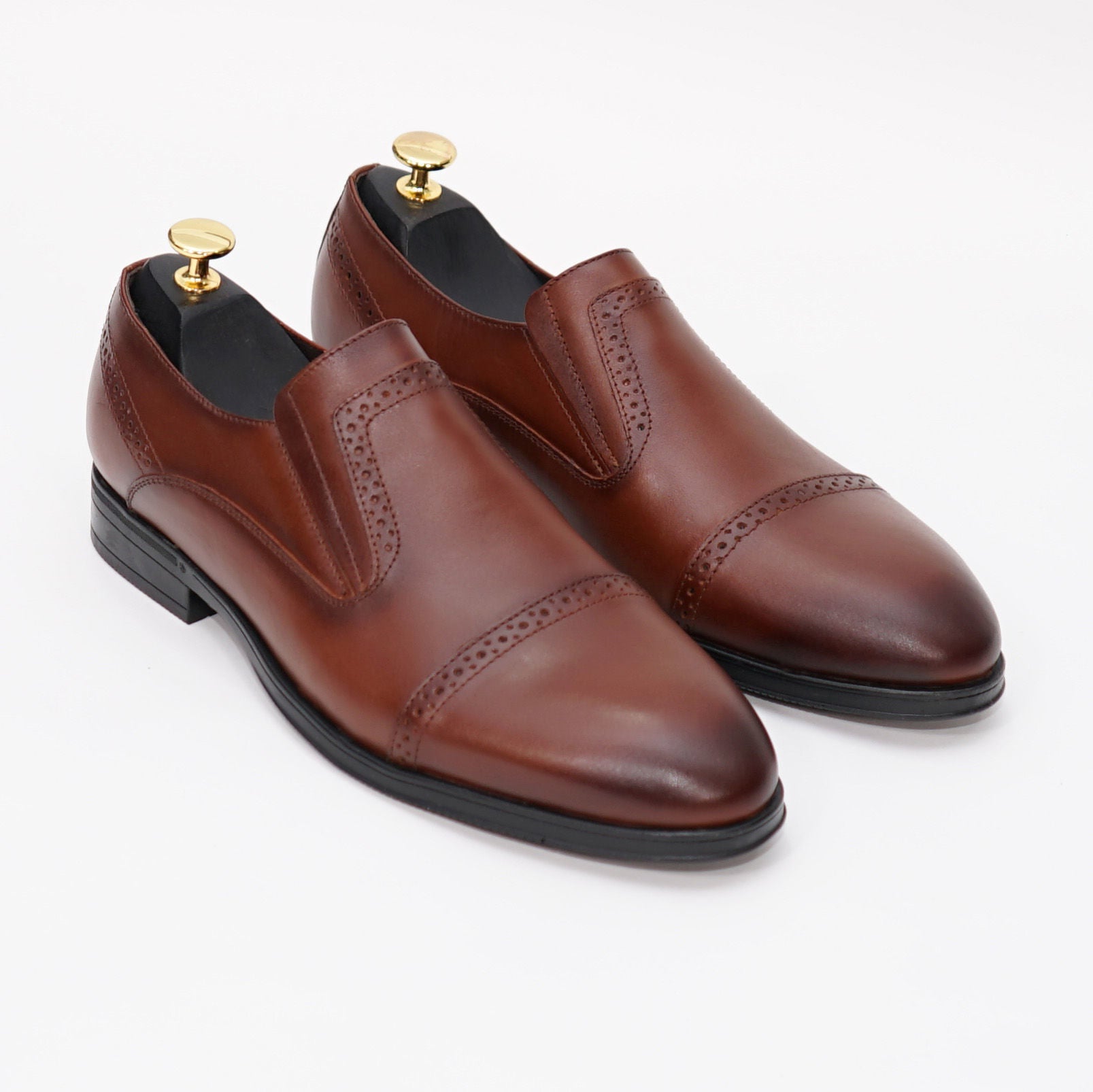 Pantofi Eleganti Barbati Din Piele Naturala 379 Maro