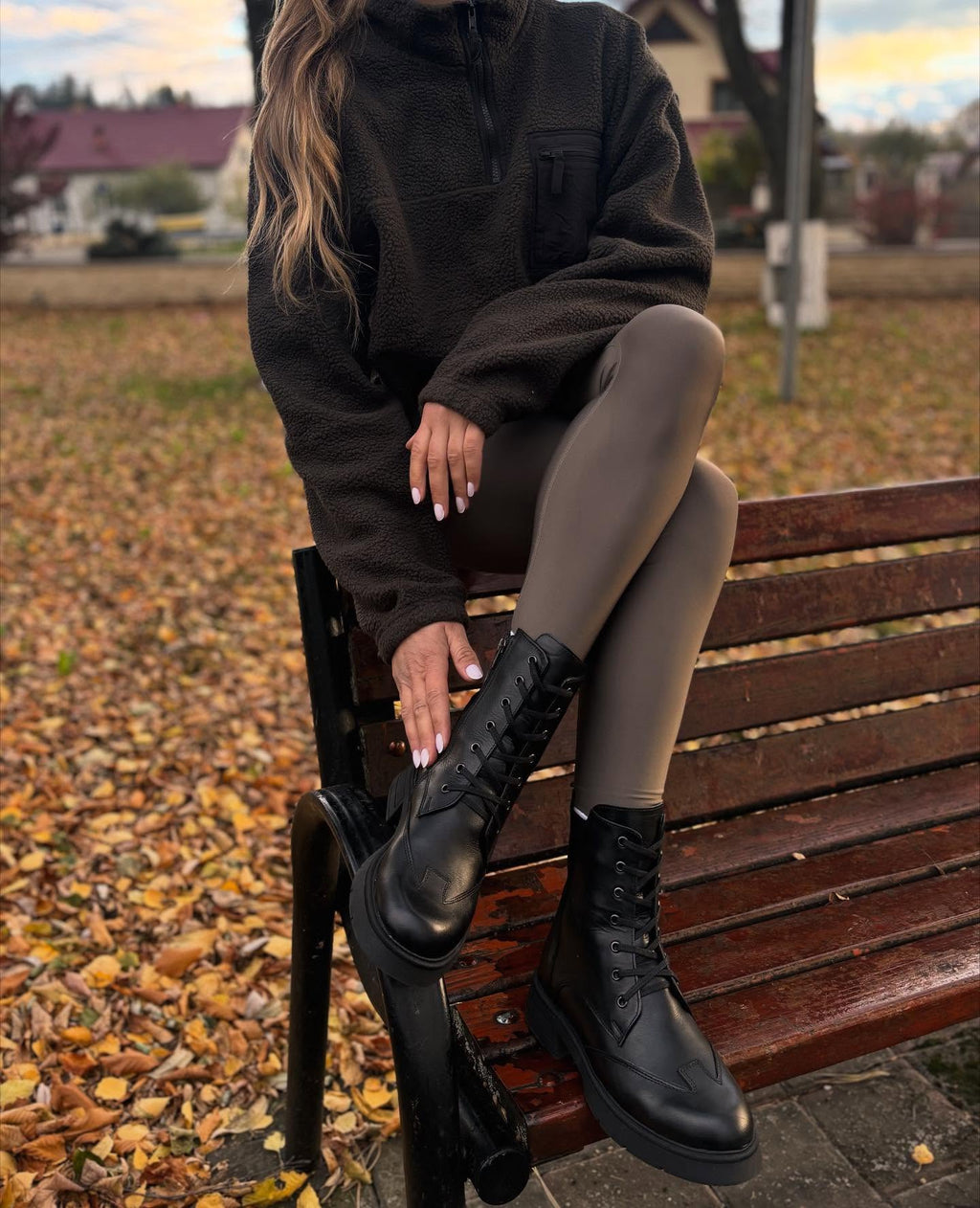 Ghete de damă din piele naturală | 702 Culoare Neagră