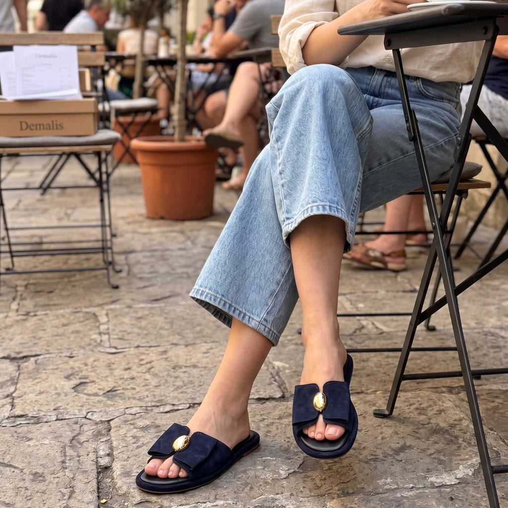 Slapi / Saboti dama piele intoarsa naturală. cod SAB2. culoare BLEOMARIN