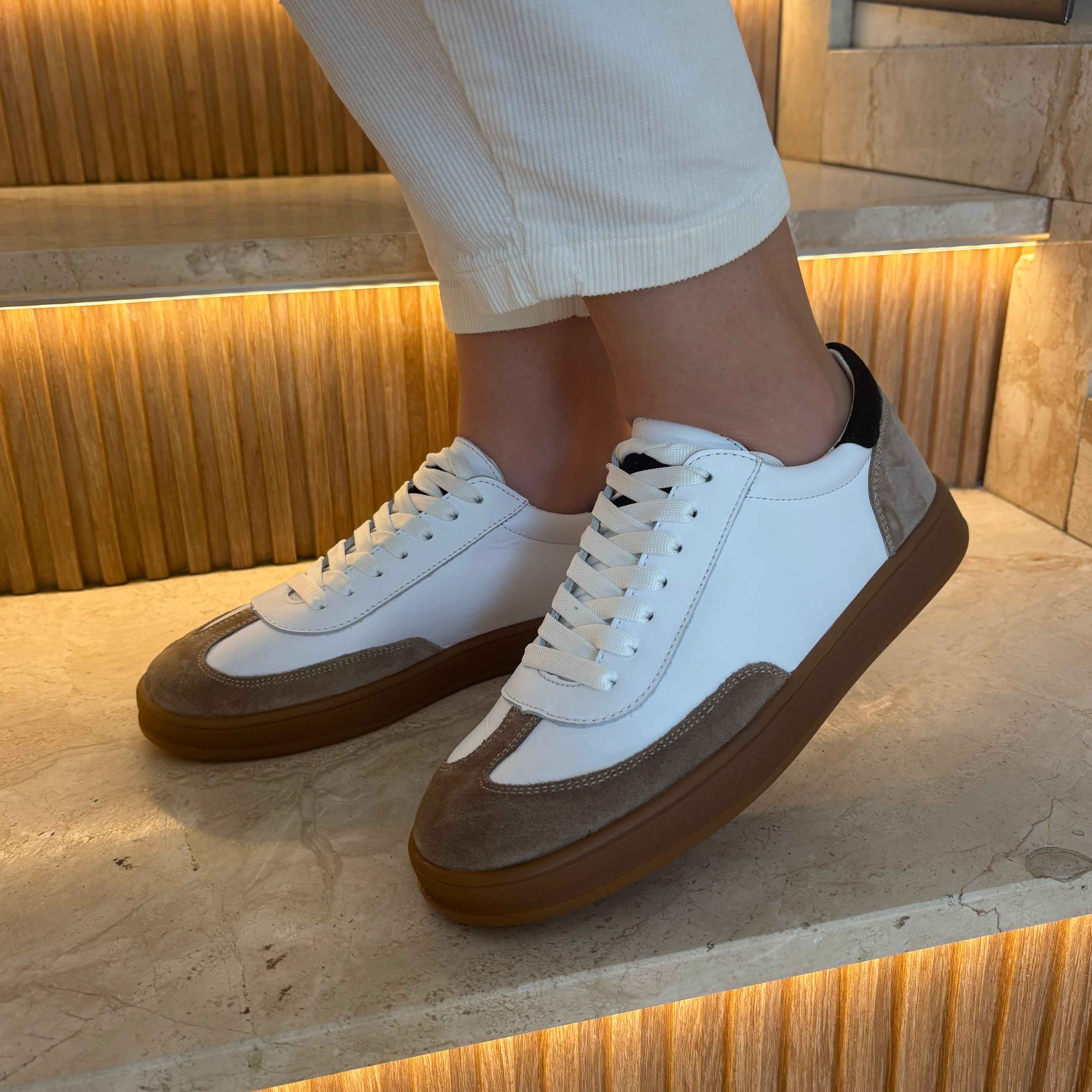 Pantofi 128 casual din piele naturala culoare alb-bej