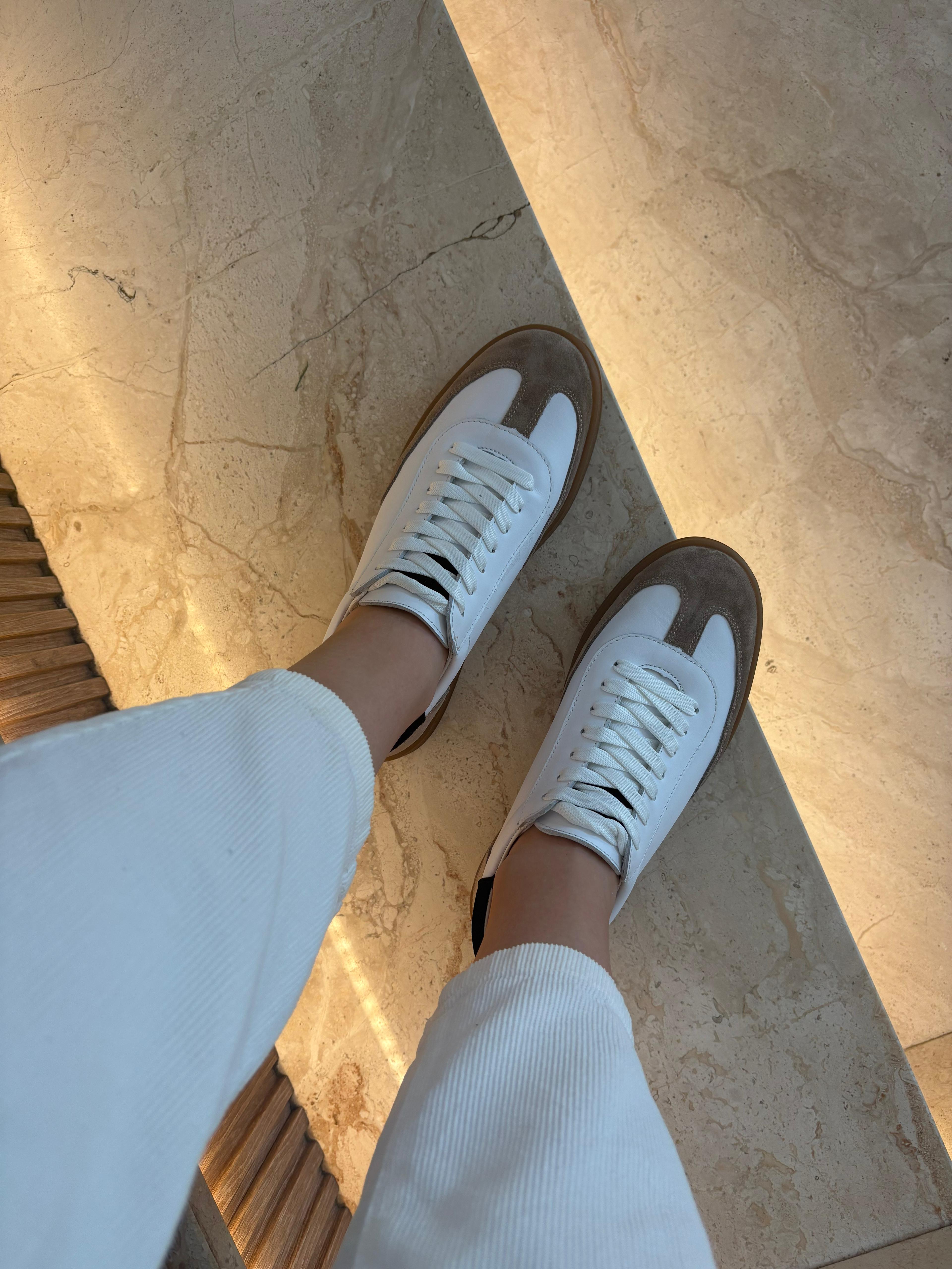 Pantofi 128 casual din piele naturala culoare alb-bej