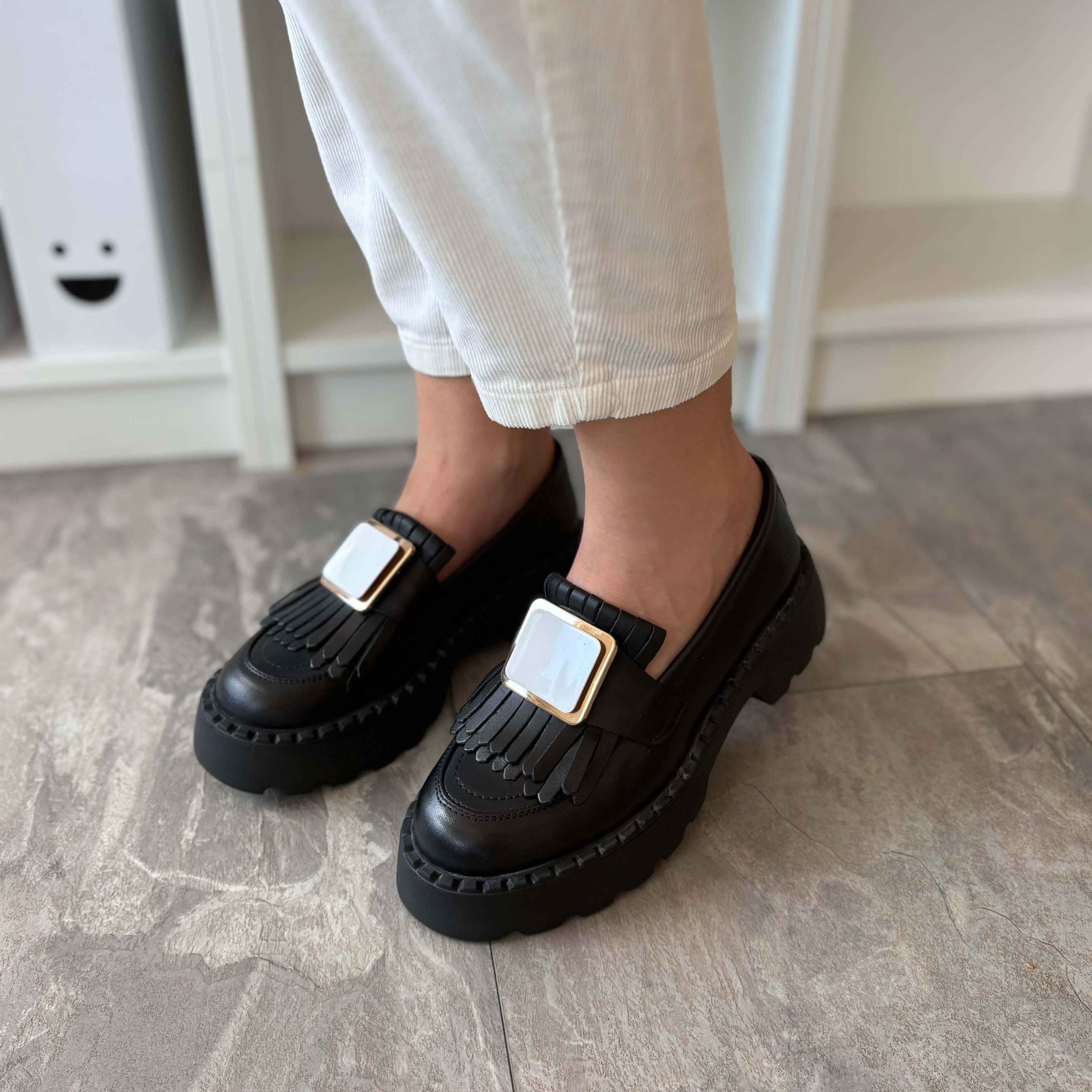 Mocasini damă culoare neagra din piele naturală cod 139 negru