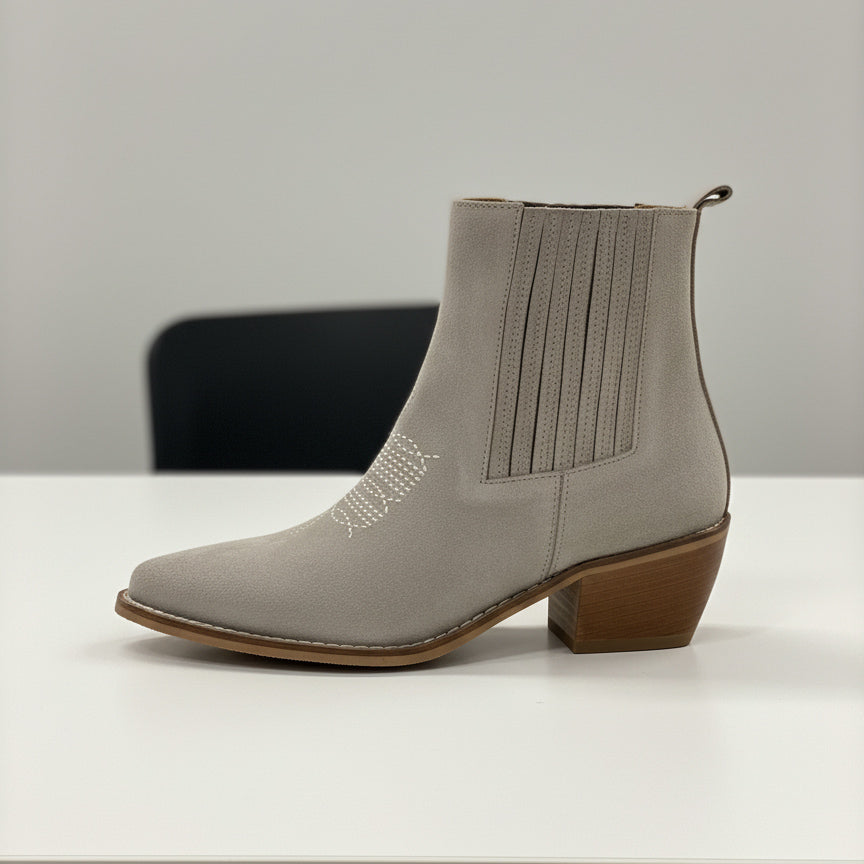 Ghete damă piele naturală intoarsa l cawboy scurt bej 1623