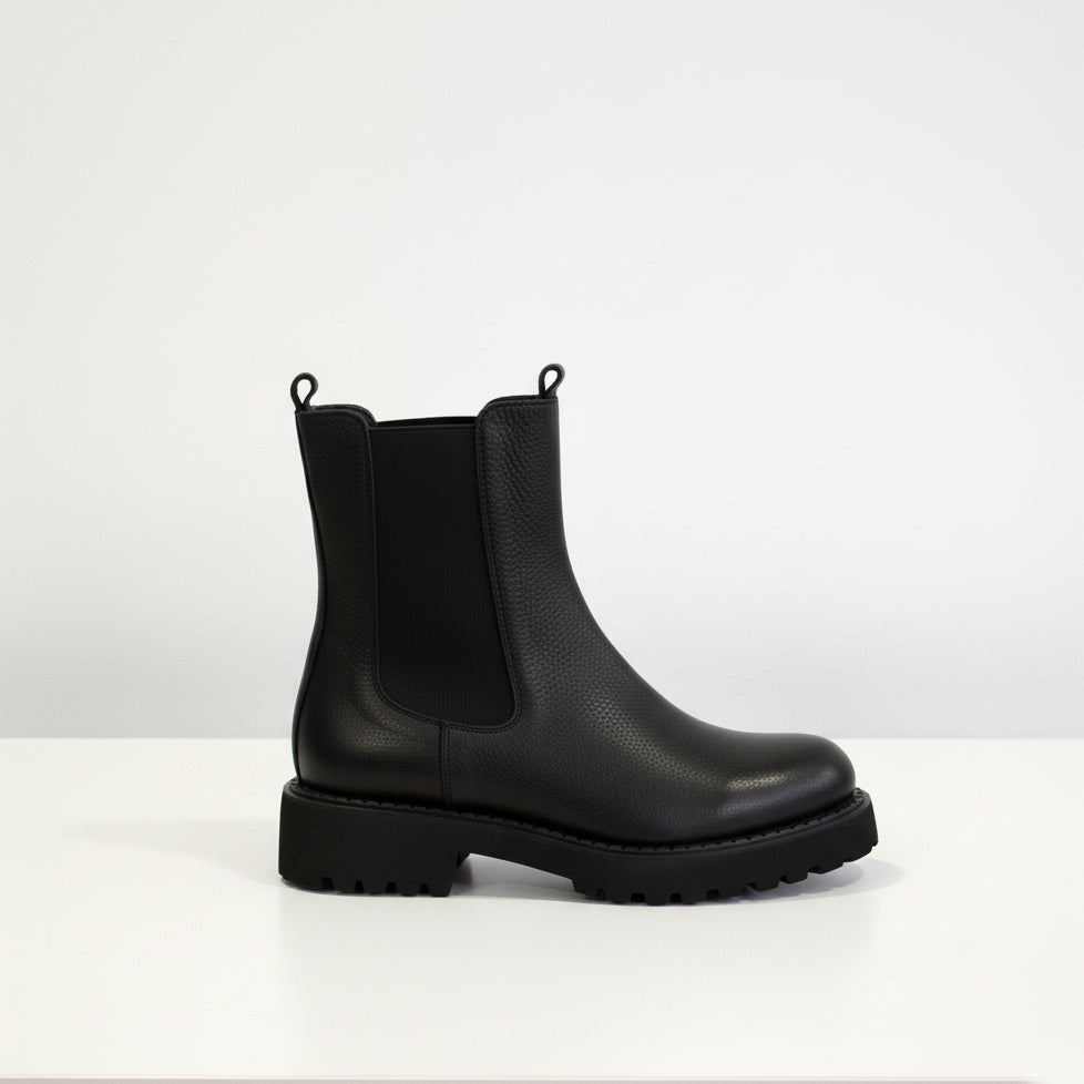 Ghete damă piele naturală neagra  cod  700 angelina