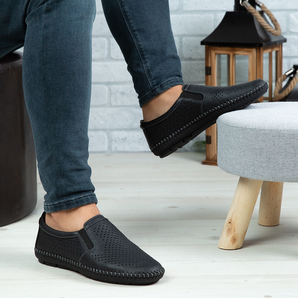 Mocasini Barbati Piele Naturala 600 Negru 0141