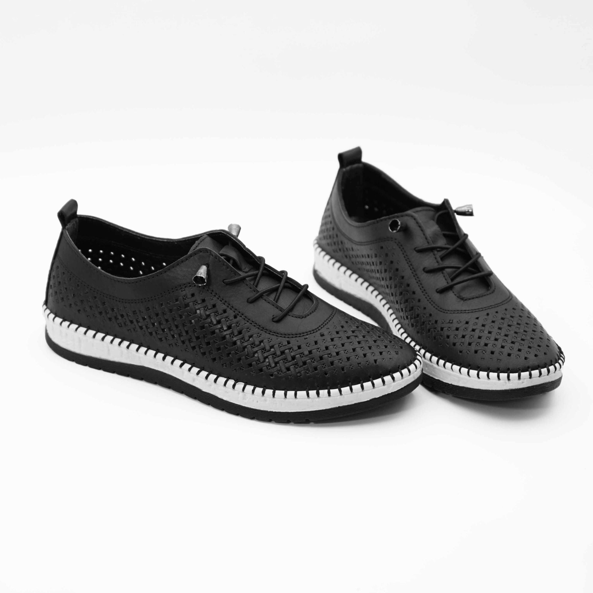 Pantofi Dama Casual Din Piele Naturala Cu Siret Elastic Cod 1800 Negru