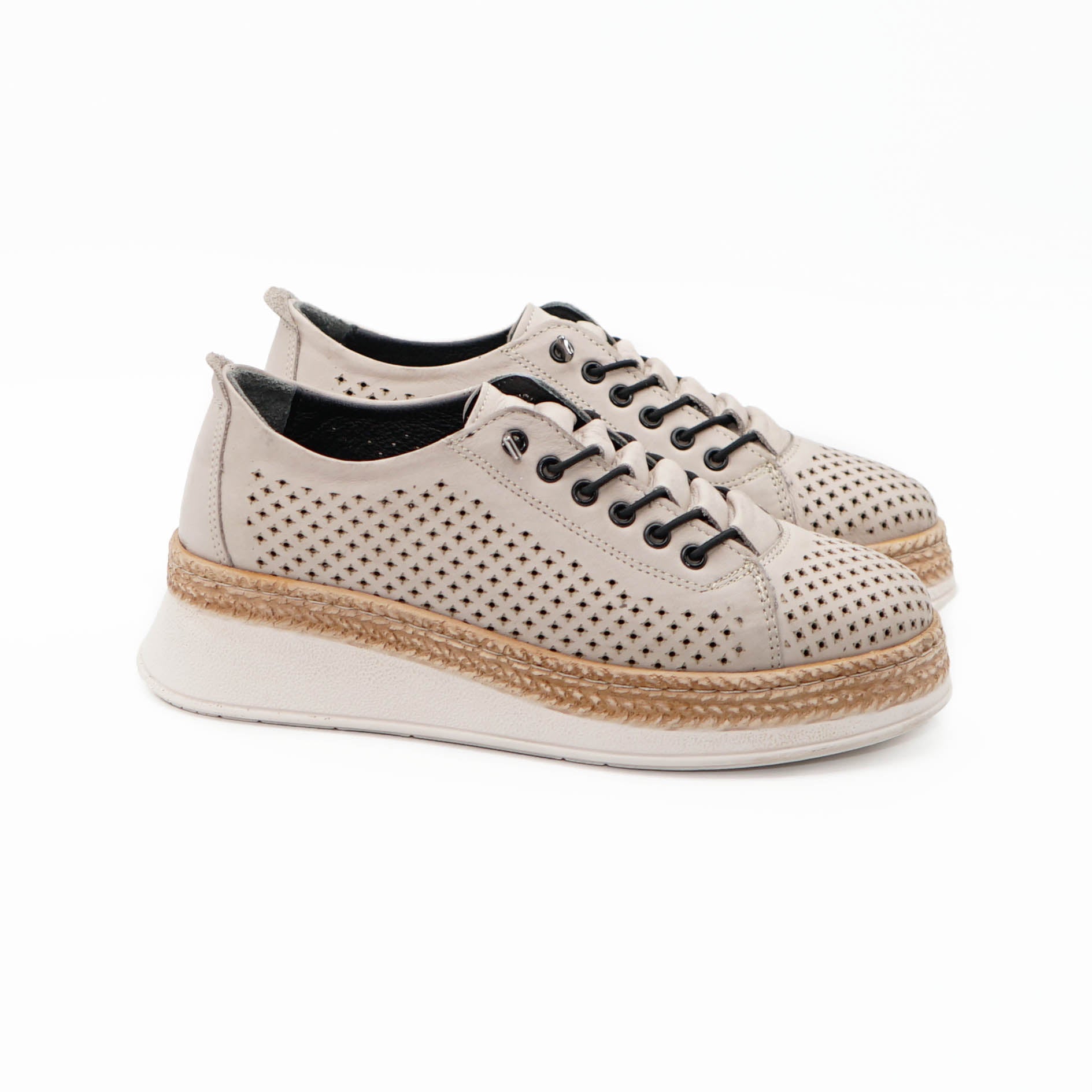 Pantofi Dama Piele Naturala Gaurita Cu Laser 2046 Culoare Bej