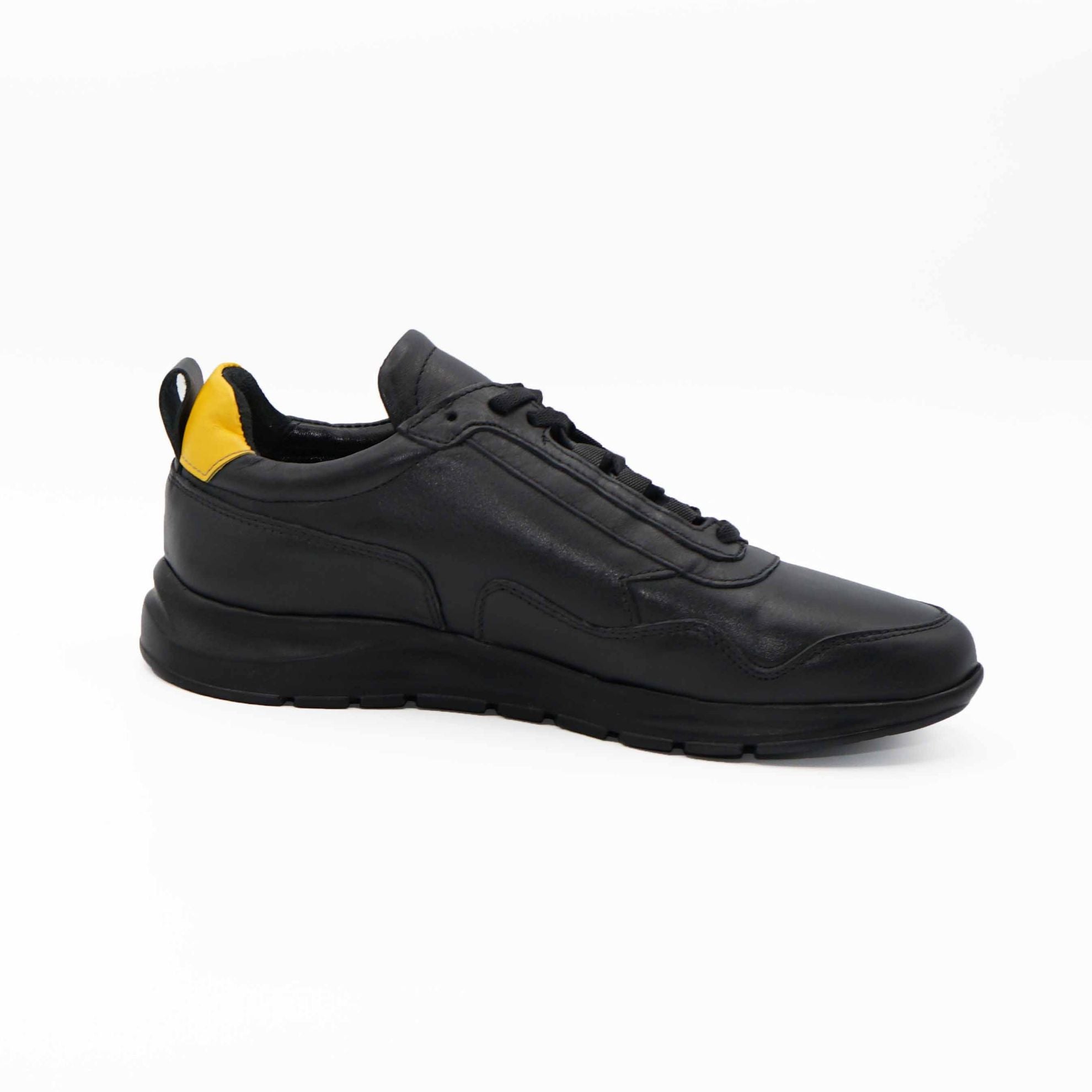 Pantofi Sport Barbati Piele Naturala 467 Negru Galben