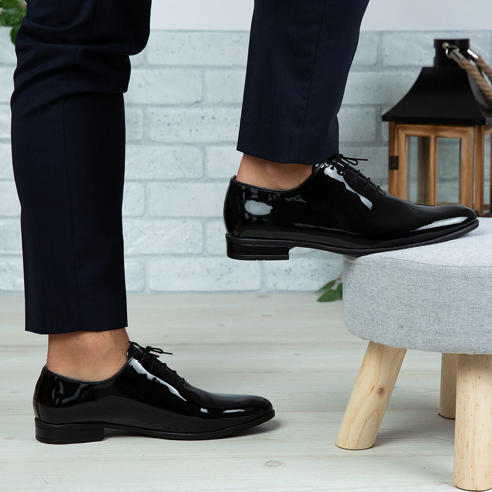 Pantofi Eleganti Barbati Din Piele Naturala O25 Negru Lac