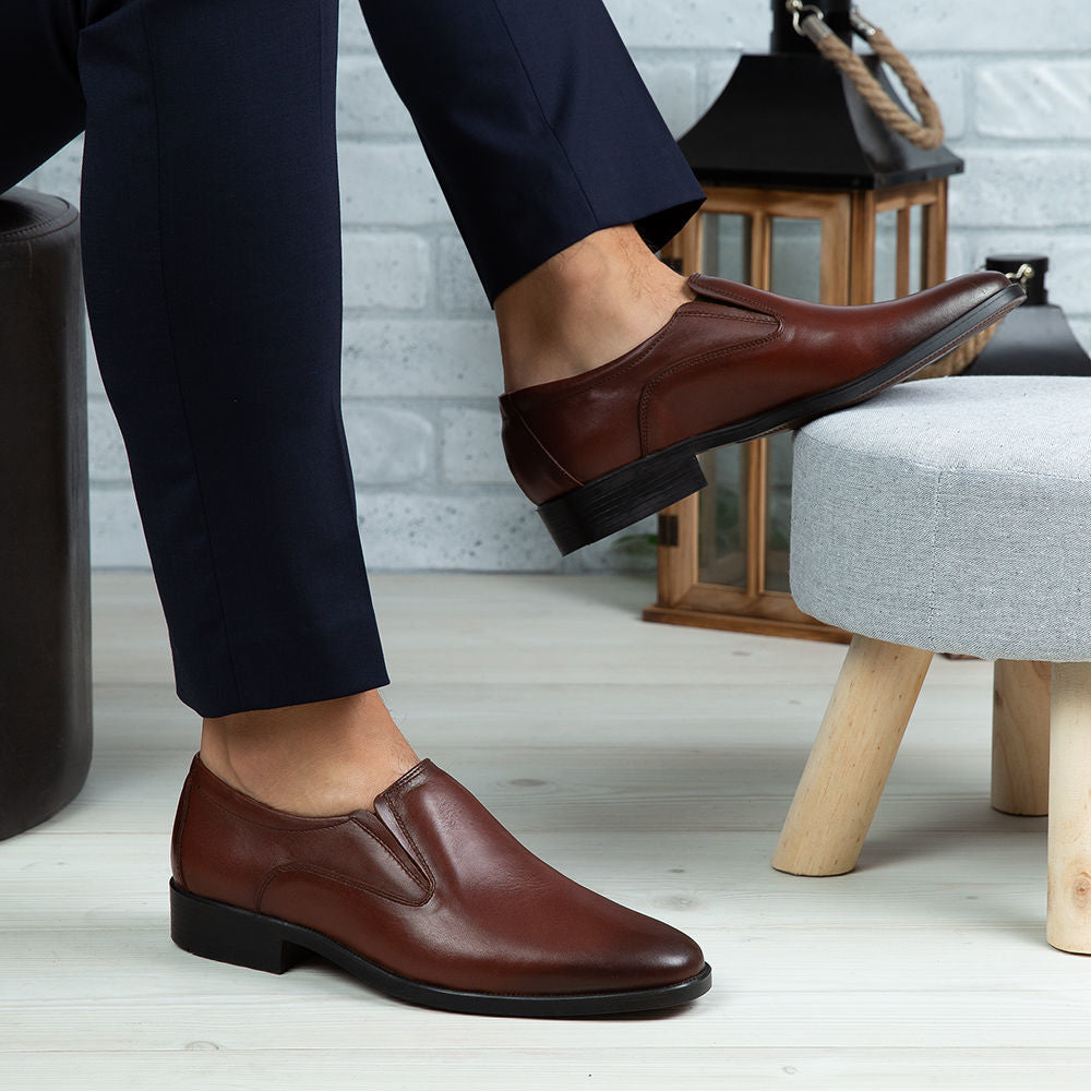 Pantofi Eleganti Barbati Din Piele Naturala 300 Maro