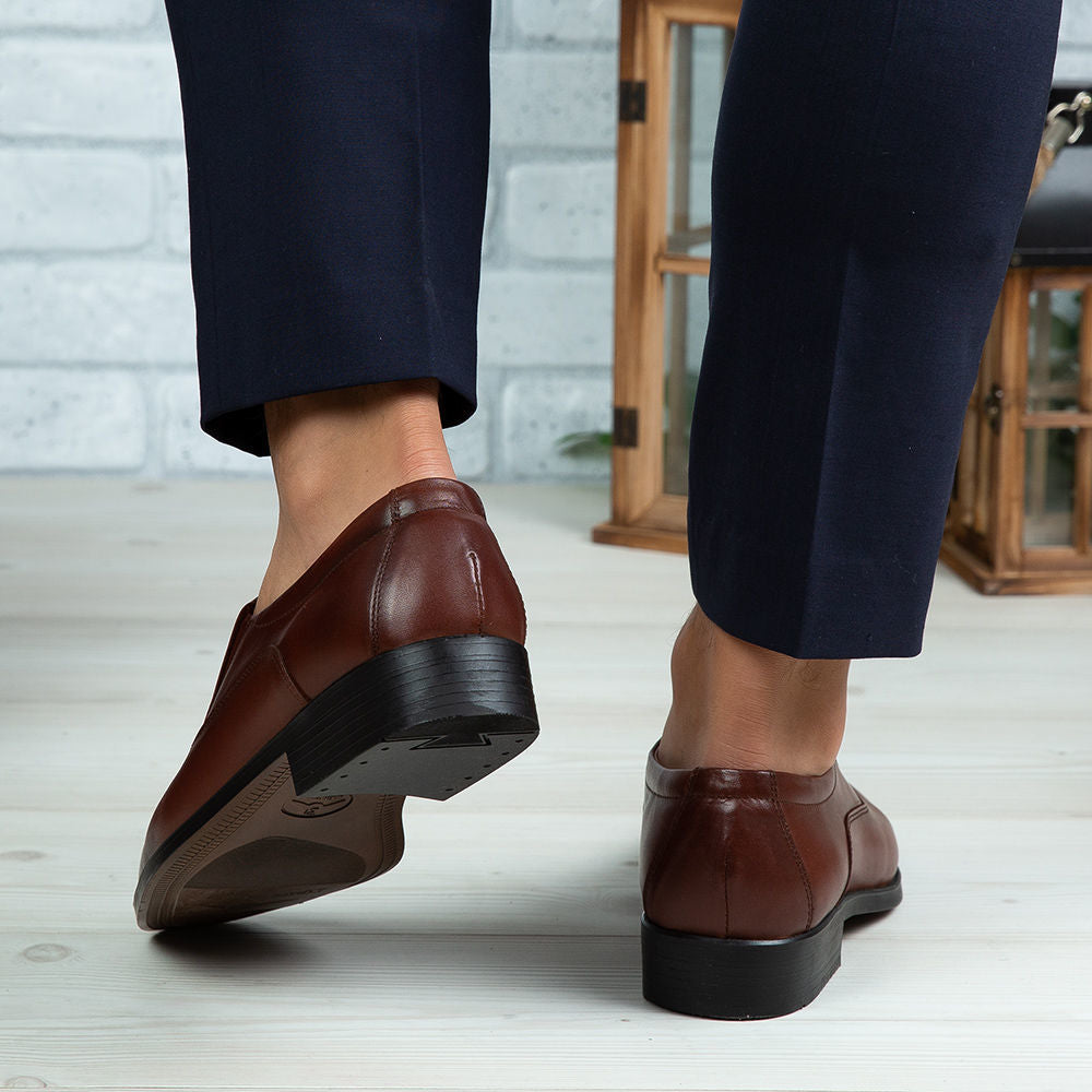 Pantofi Eleganti Barbati Din Piele Naturala 300 Maro