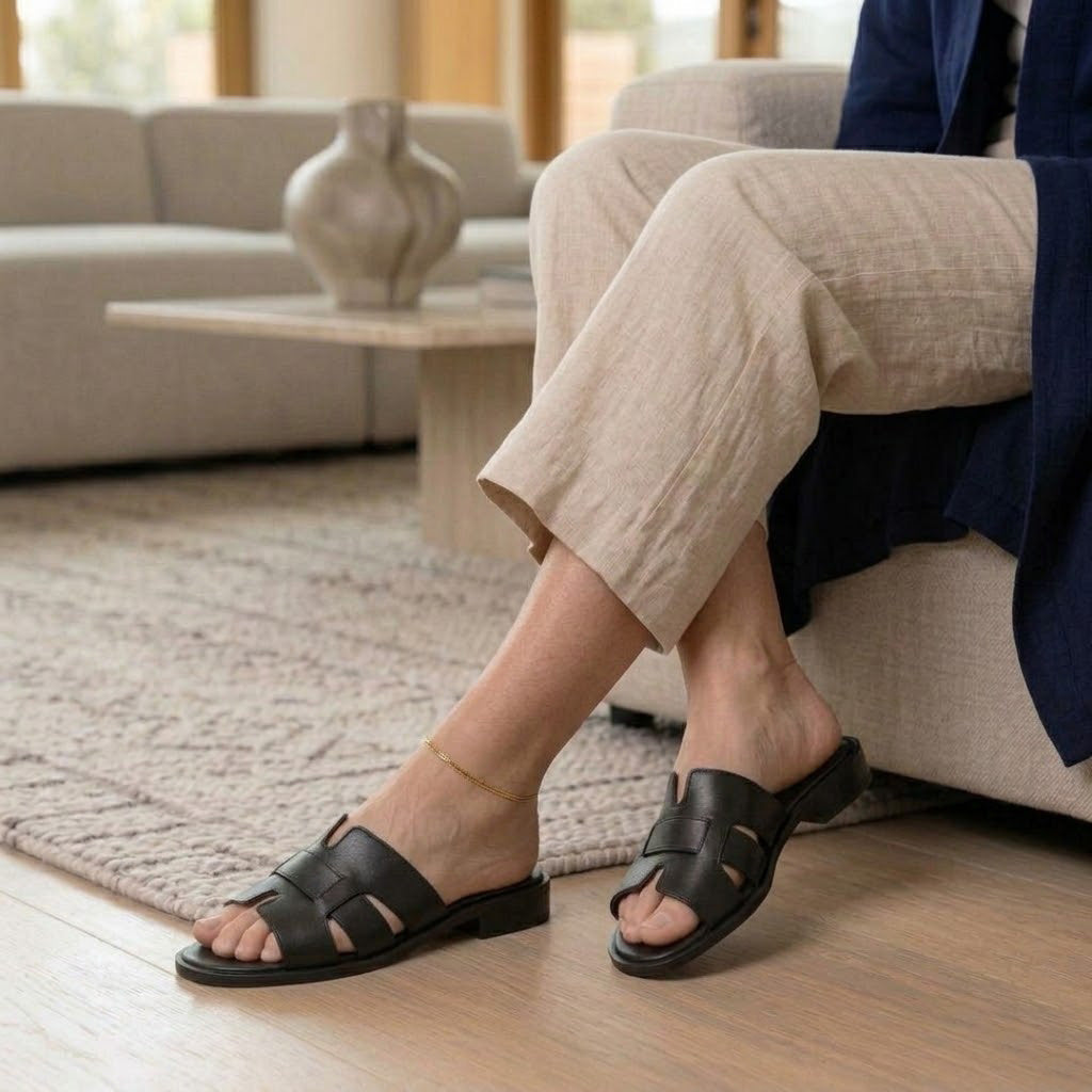 Sandale dama piele naturală. cod saboti 2024. culoare NEGRU