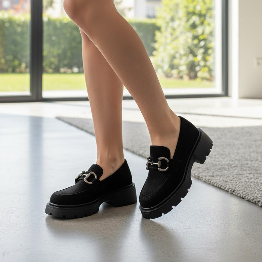Mocasini damă negru din piele naturală intoarsa cu talpa groasa f usoara  TN cod 132